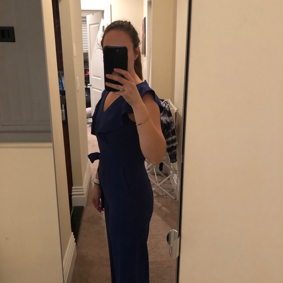 Brand new Tahari jumpsuit - Picture 9 of 9